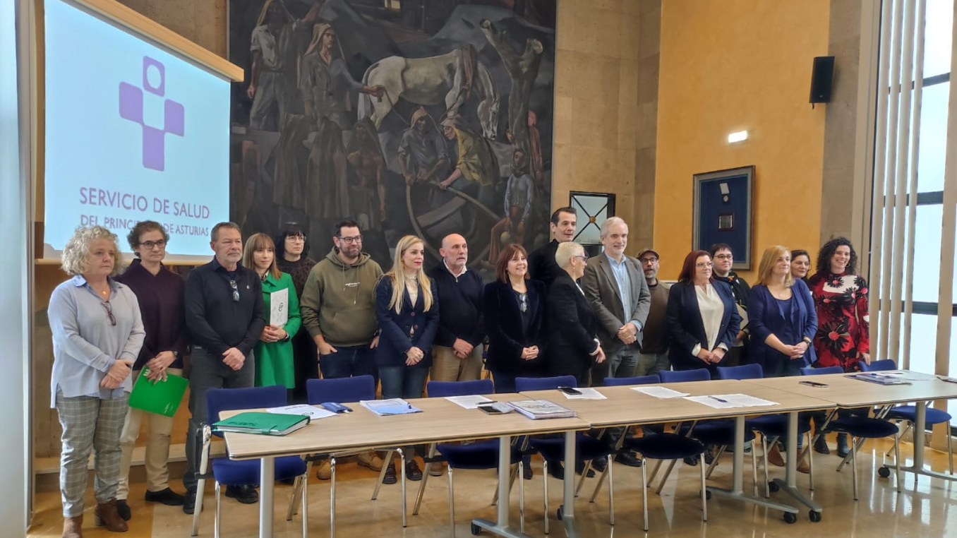 Firmantes del preacuerdo entre el frente común sindical y el Sespa.